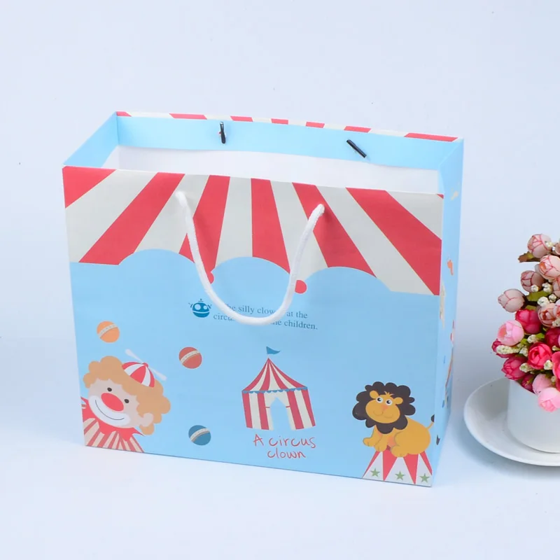 20 pcs paper bag with handle Circus handbags gift bags christmas Fashionable Kids Desserts cake home party birthday customized