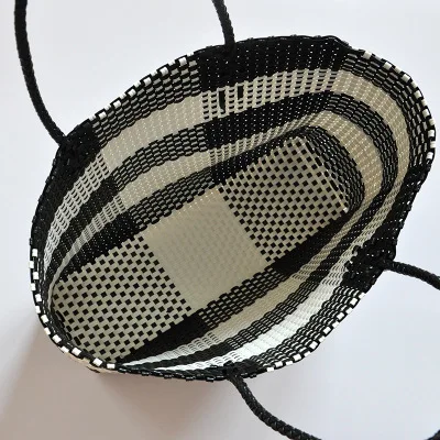 famous Weave Basket Bag Handmade Beach bag Summer Rattan Handbags Women Fashion big Messenger Bag Kintted Causal Shoulder