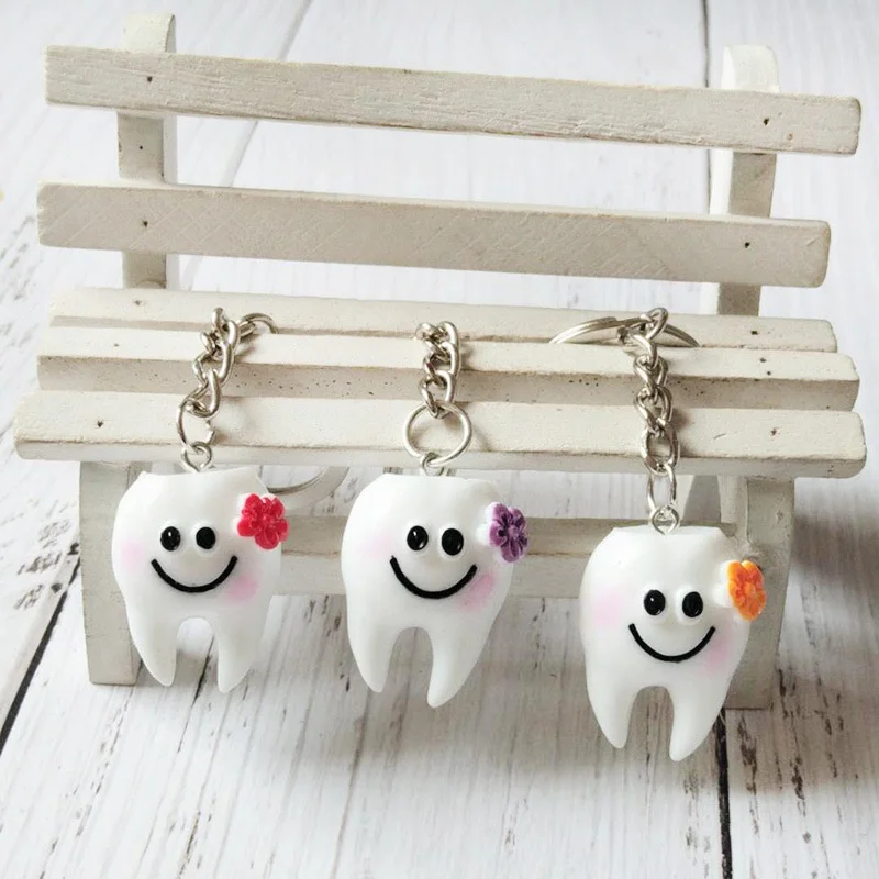 Simulation Cartoon Teeth Keychain Dentist Decoration Key Chains Resin Tooth Model Shape Key Rings Dental Clinic Gift