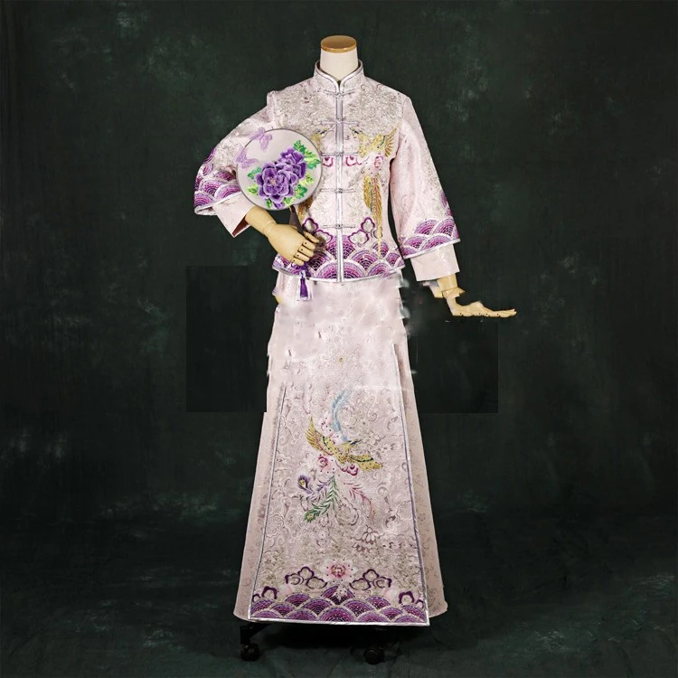 Pink Purple Diamond Delicate Embroidery Traditional Chinese Wedding Hanfu Bride Costume Xiu He Fu for Wedding Photography