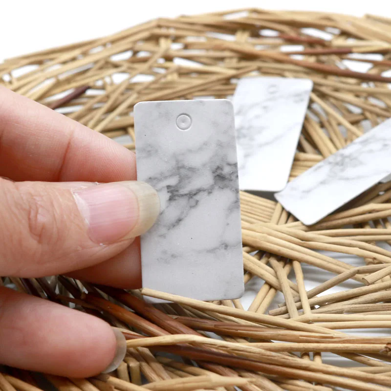 

Hotsale 100Pcs/lot White Paper Cards 3x6cm Marbling Design Hang Tags Rectangle Shape Jewelry Display Cards Price Label Tags