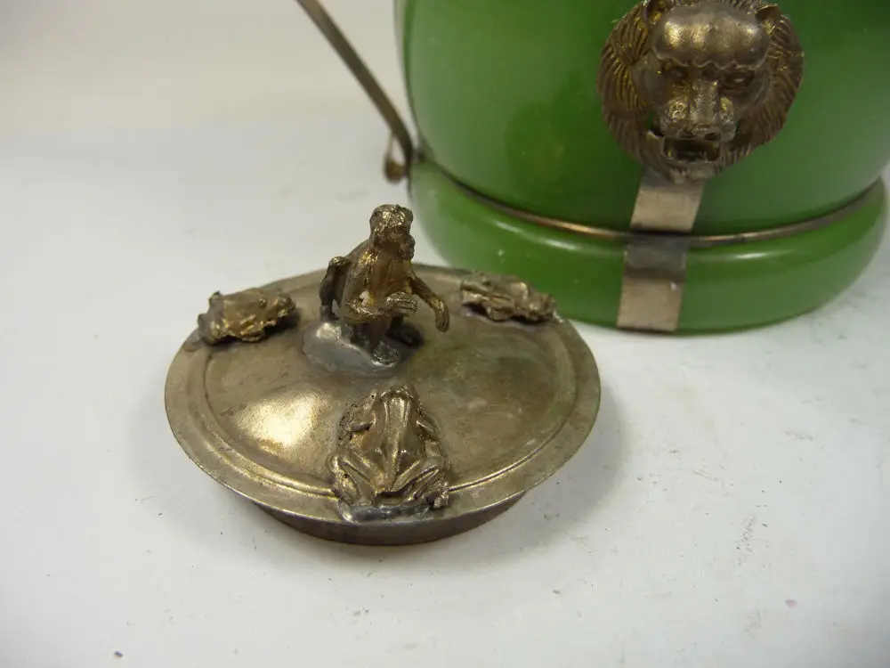 Collectible old china handwork superb jade teapot armored dragon lion monkey lid decoration metal handicraft