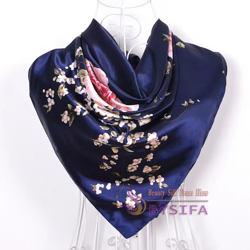 [BYSIFA] Stampa Serpente Nero Raso di Piazza Sciarpe Foulard 90*90cm Delle Donne di Inverno Scialli Sciarpe Avvolge Estate aria condizionata Scialle