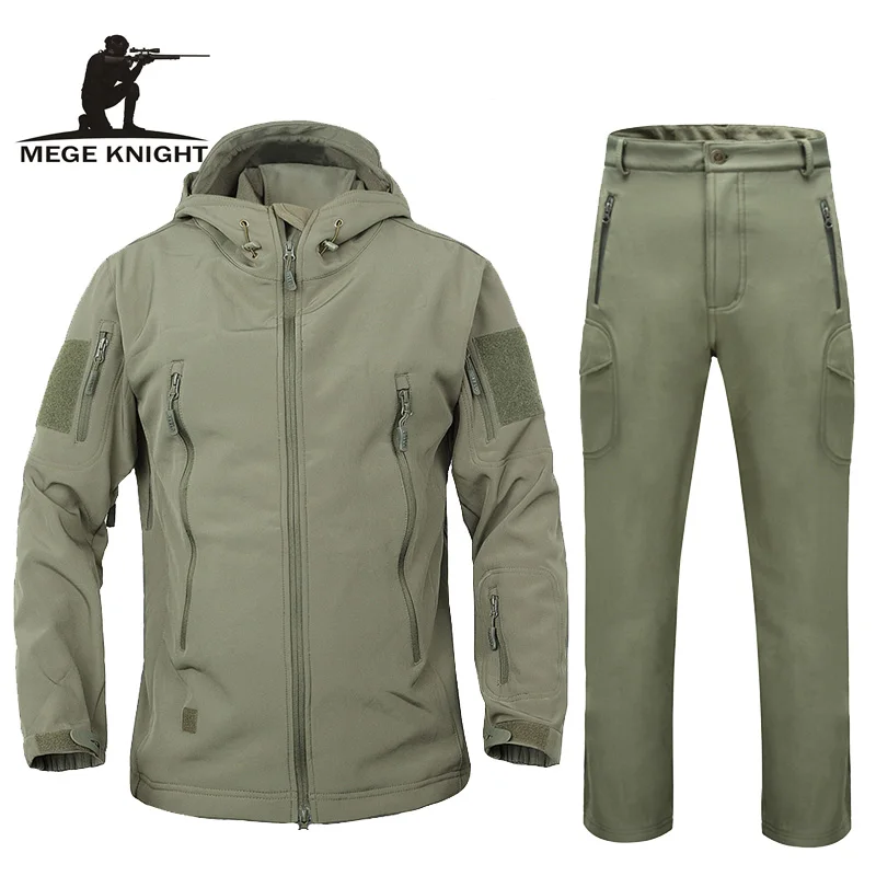 Men autumn winter jacket coat soft shell shark skin clothes, waterproof military clothing camouflage jacket