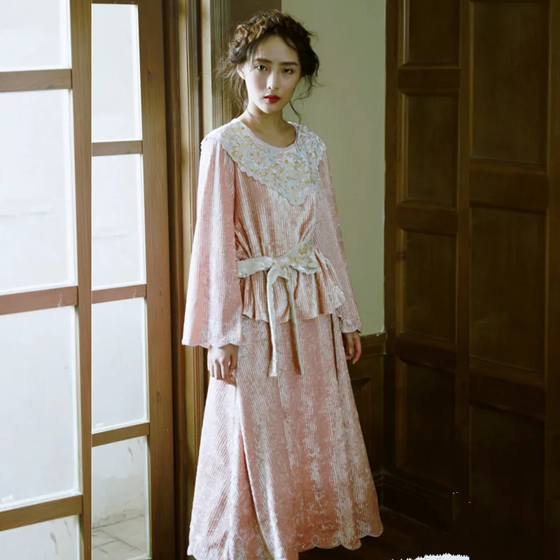 LYNETTE'S CHINOISERIE Spring Autumn Women Vintage Embroidery Mori Girls Velvet Dresses