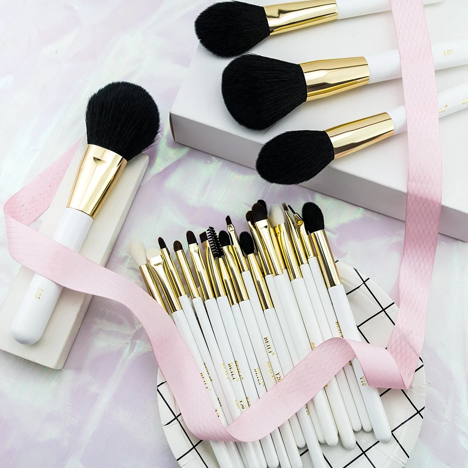 BEILI 32 pieces XGF Goat hair Luxury Professional Makeup brushes set Foundation Powder Blending Concealer Pearl white gold brush