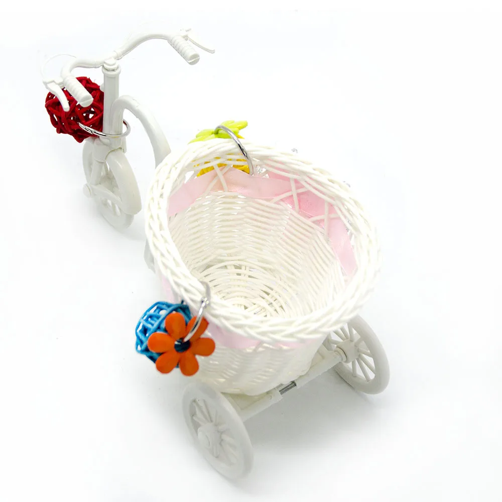 1PCS Small Parrot Toy Trolley Rattan Toy Car Pen Holder Photography Props Shopping Basket