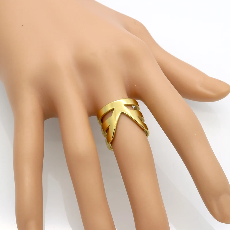 Latest Design V Rings Fashion Jewelry For Women Stainless Steel Gold Color anillos For Wedding Engagement HOT Sale