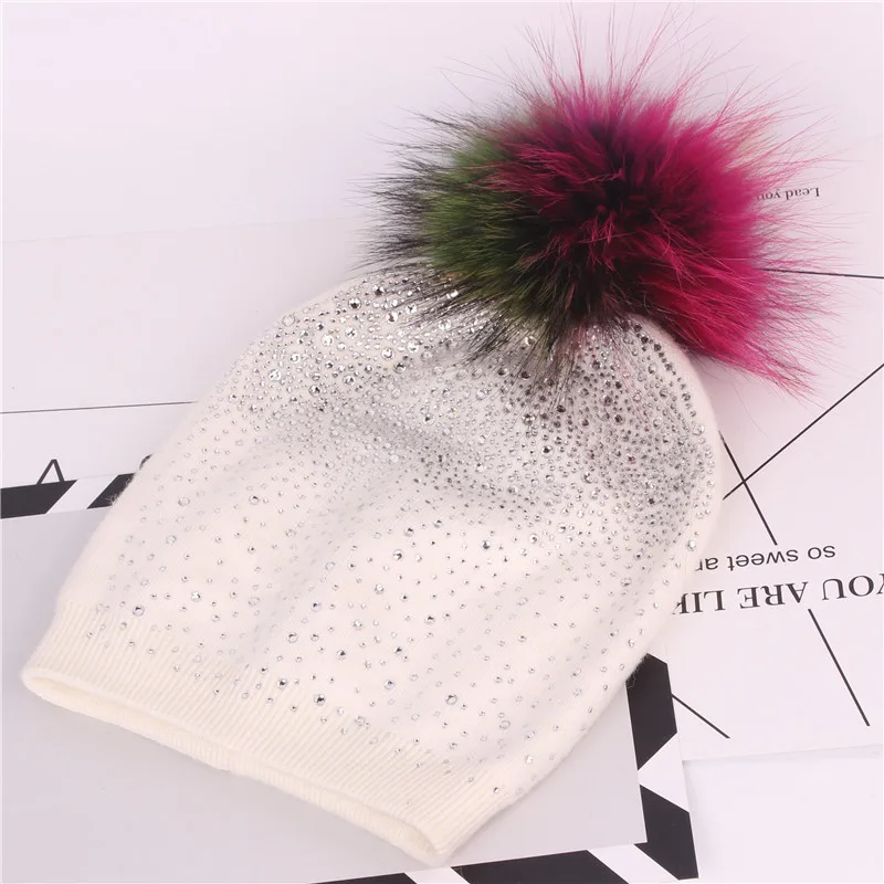 

Hat for women knitting wool seven color big raccoon hair bulb skin drills very true hair in the fall and winter gorro pompom