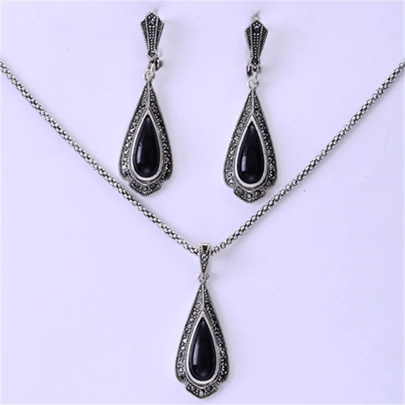 Ajojewel Brand Vintage Black Jewelry Sets For Women Water Drop Pendant Necklaces Earrings Set With Rhinestones