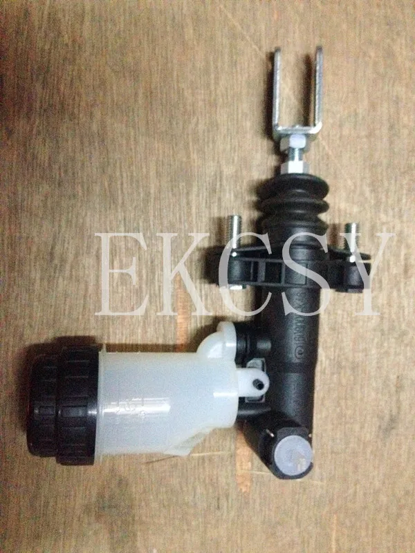 

1608000-K46 ORIGINAL QUALITY CLUTCH MASTER PUMP CLUTCH MASTER CYLINDER FOR GREAT WALL HOVER HAVAL GREAT WALL X240 X200