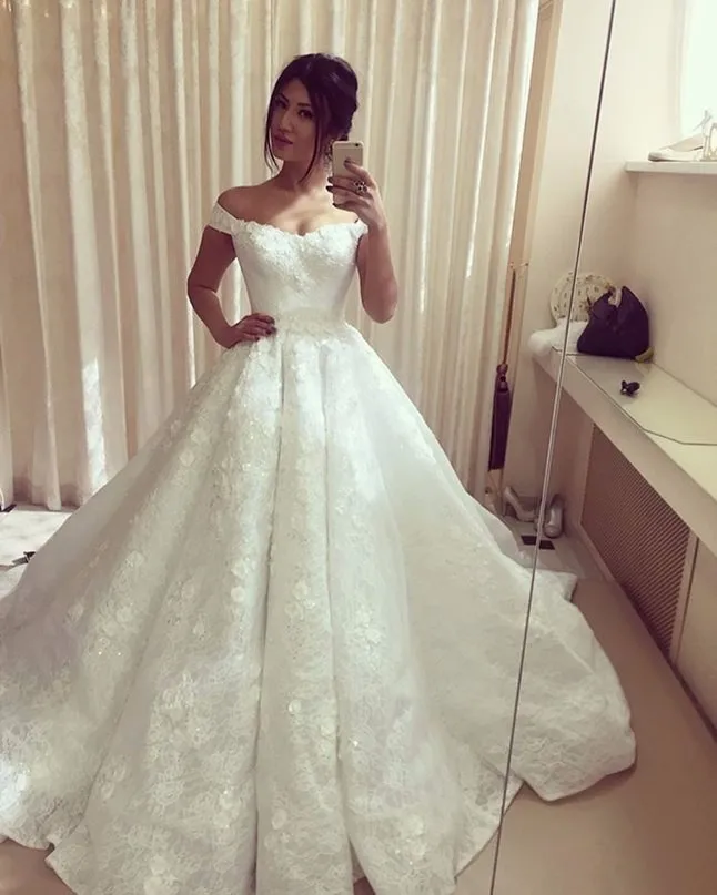 

Lace Flowers Wedding Dresses 2021 Court Train V Neck off the shoulder Appliques wedding gown Vestido De Novias Robe de mariage