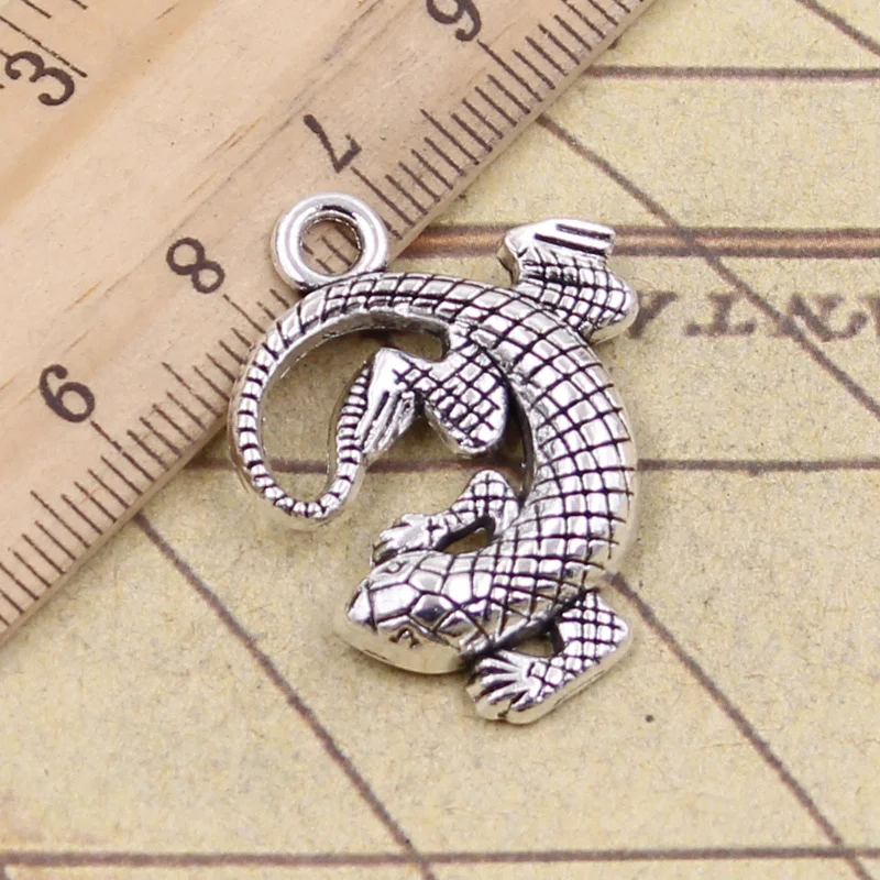 

8pcs Charms Gecko Lizard 31x24mm Antique Bronze Silver Color Pendants Making DIY Handmade Tibetan Finding Jewelry For Bracelet