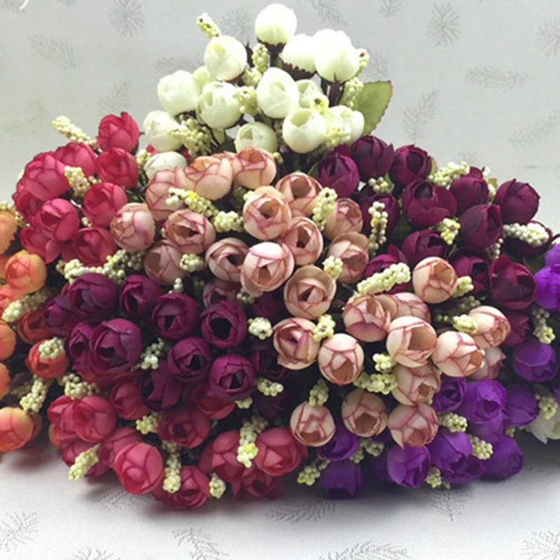 New Arrival 15 Heads/Bouquet Small Bud Roses Bract Simulation Flowers Silk Rose Decorative Flowers Home Decorations for Wedding