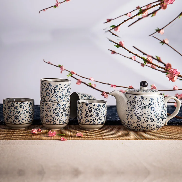 Yamada Japanese-style Hand-painted Under-glaze Coloured Teapot Set with Pot and Cups Tea Set  Thanksgiving