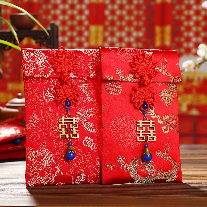 

2pcs/lot New Year Chinese Traditional Elements Embroidery Dragon/Phoenix/Flowers Decorate Wedding/Festival Red Envelope