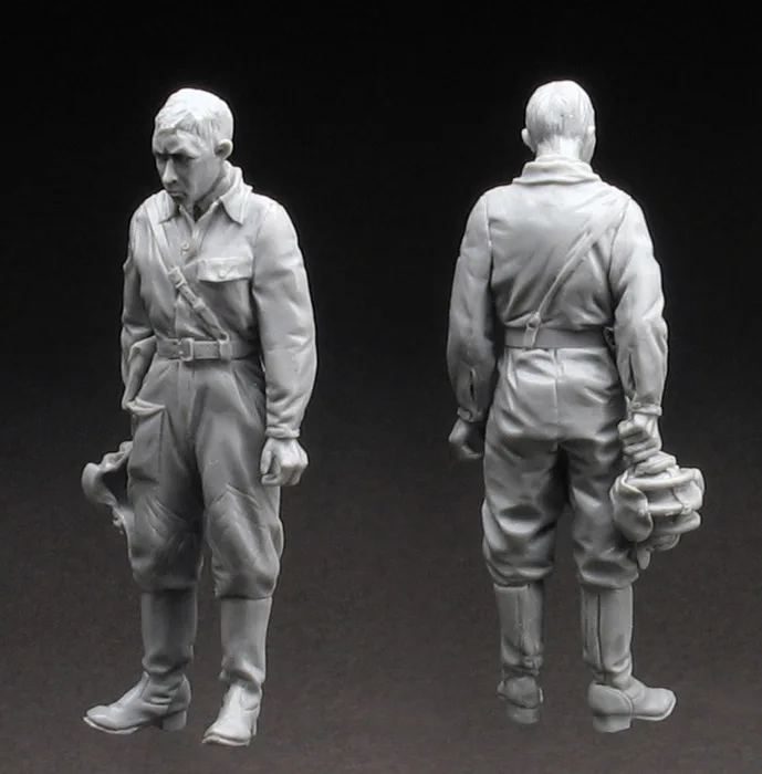 1/35 Resin Figure Model Kit Historical military Military tank soldier  Unassembled unpainted