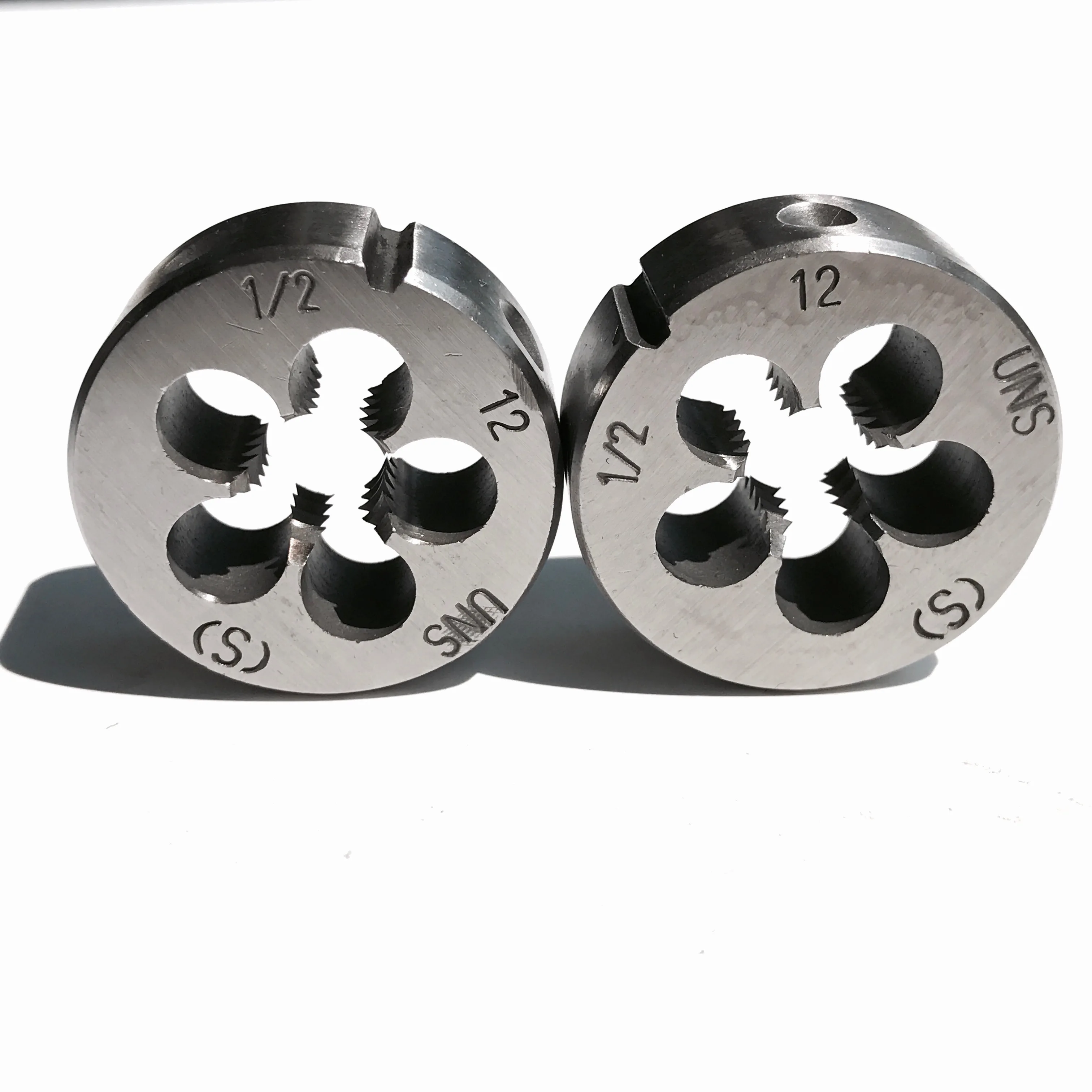 

Cost Sale 2PCS 9sicr Made UNC/UN/UNS 1/2"-12/13/14/16/18/20/24/27/28/32/36/40tpi Manual Die For Hand Threading Metal Workpiece