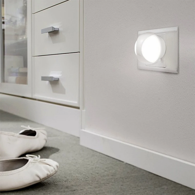 HA CONDOTTO LA luce di Notte del Sensore Automatico di Controllo Della Luce Della Lampada UE/Spina DEGLI STATI UNITI del Bambino Bambini Baby Room Socket LED di Notte Della Lampada cabinet Scale Luce