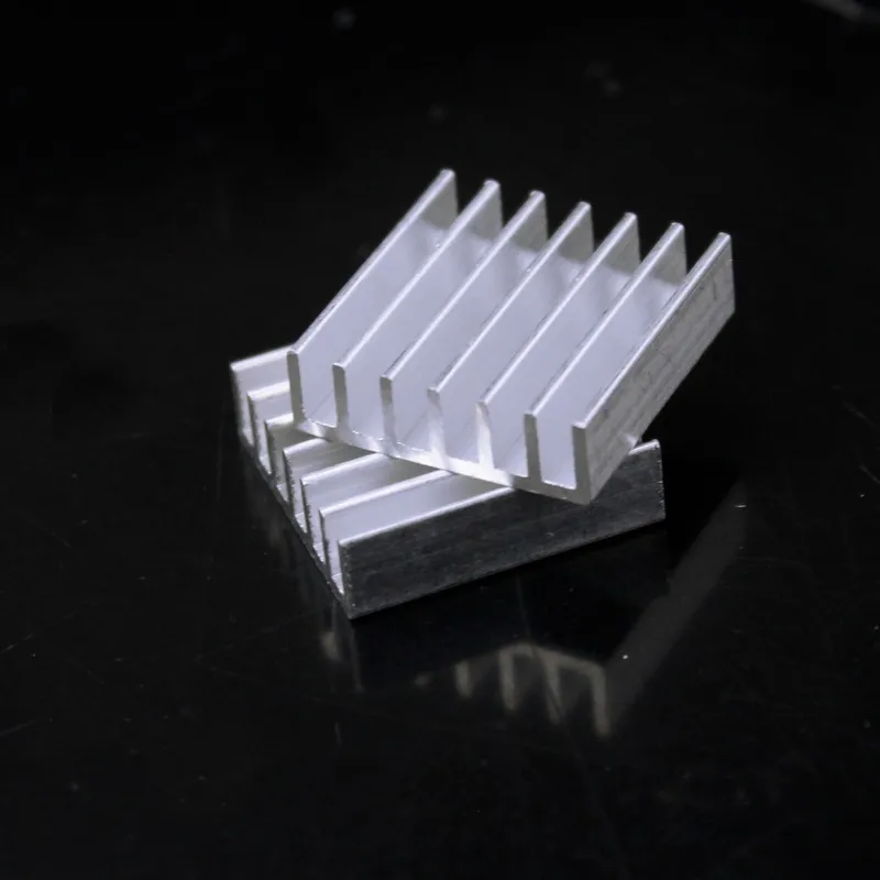 Gdstime 10 قطعة 20x20x6 مللي متر الألومنيوم غرفة تبريد للتبريد حالة 20 مللي متر x 6 مللي متر الحرارة بالوعة مع 3M الشريط