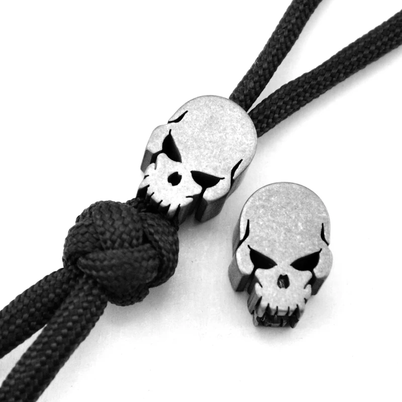 1PC Titanium Alloy Stonewash Skull Knife Beads Lanyard Pendant Paracord Rope DIY Decorative Accessories Multipurpose Pendant