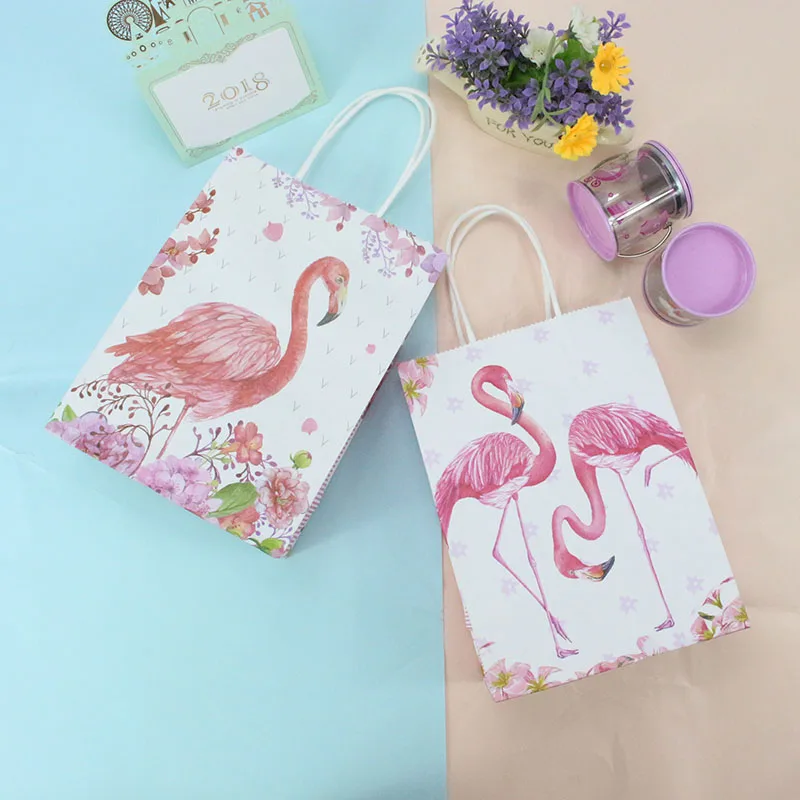 AVEBIEN 10pcs Flamingo Kraft Paper Gift Bag Wedding Decoration Clothes Paper Bag with Handle Party Favors Candy Bag Gift Package