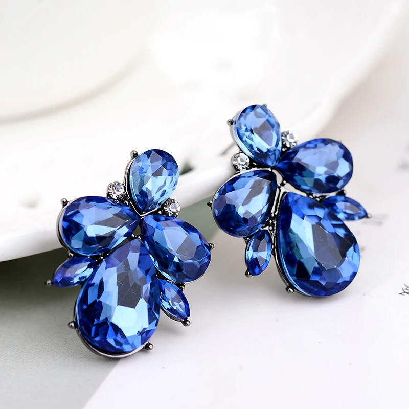 LUBOV Opal Stone Stud Earrings Crystal Girls Earrings Fashion Christmas Party Brand Elegant Crystal Earrings For Women gift