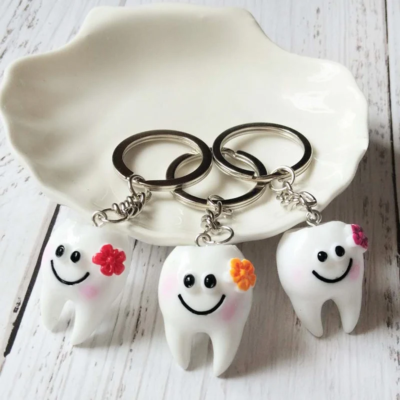 Simulation Cartoon Teeth Keychain Dentist Decoration Key Chains Resin Tooth Model Shape Key Rings Dental Clinic Gift