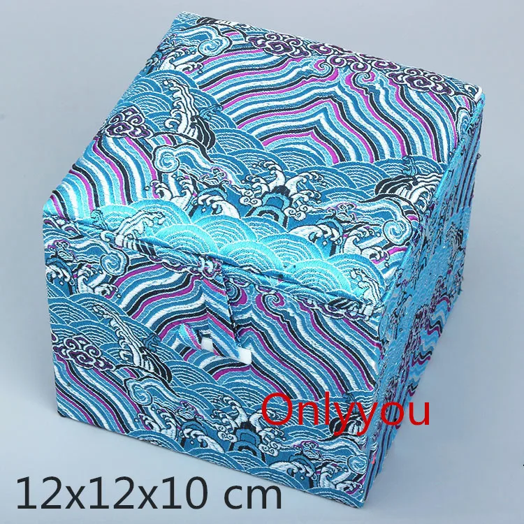 Square Cotton Filled Chinese Silk Gift Box Wooden Jewelry Stone Collection Case High End Packaging