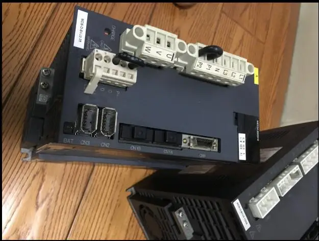 

MDS-D-SVJ3-35 servo driver used in very good condition