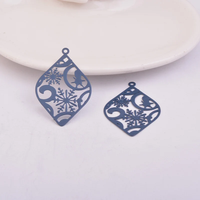 50 Stück AB5411 38*25mm Schneeflocken-Ohrring-Anhänger, bemalte Druck-Charms, Verbindungsstücke – Detail 8