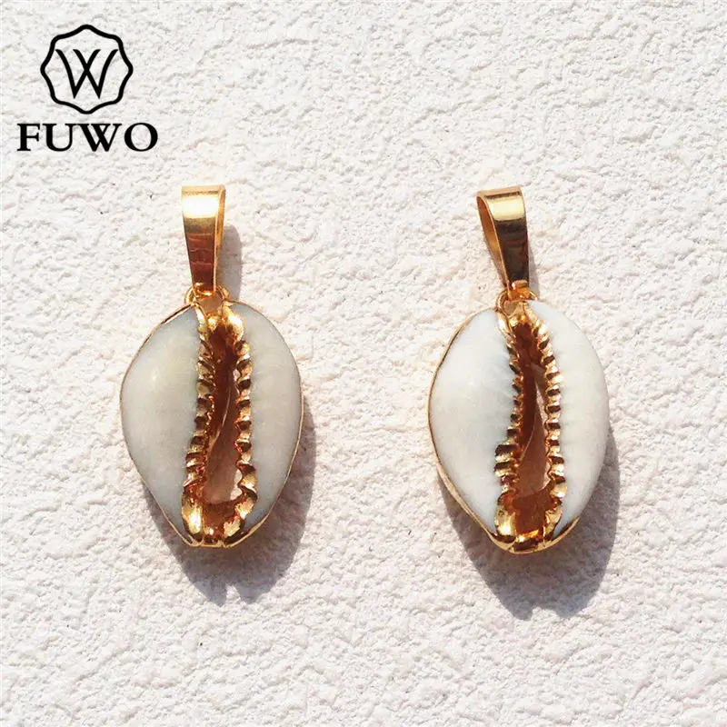 FUWO Natural Cowrie Shell Gold Dipped Pendants High Quality Golden Plated Tiny Shell Jewelry Supplies Wholesale PD540