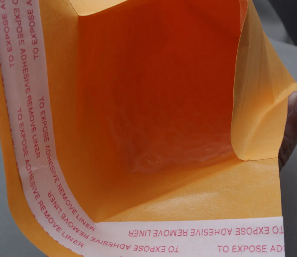 عالية الجودة كرافت فقاعة حقيبة وسادة مغلفات الارسال 4 في بواسطة 7 بوصة صدمة برهان 122*178 + 40 مللي متر أكياس الارسال أكياس الشحن 30 قطعة مجموعة