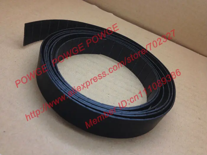 

POWGE 25Meters P2 Flat belt P2-32 Width 32mm thickness 2mm PU Color Black polyurethane with Steel Chip baseband conveyer belt