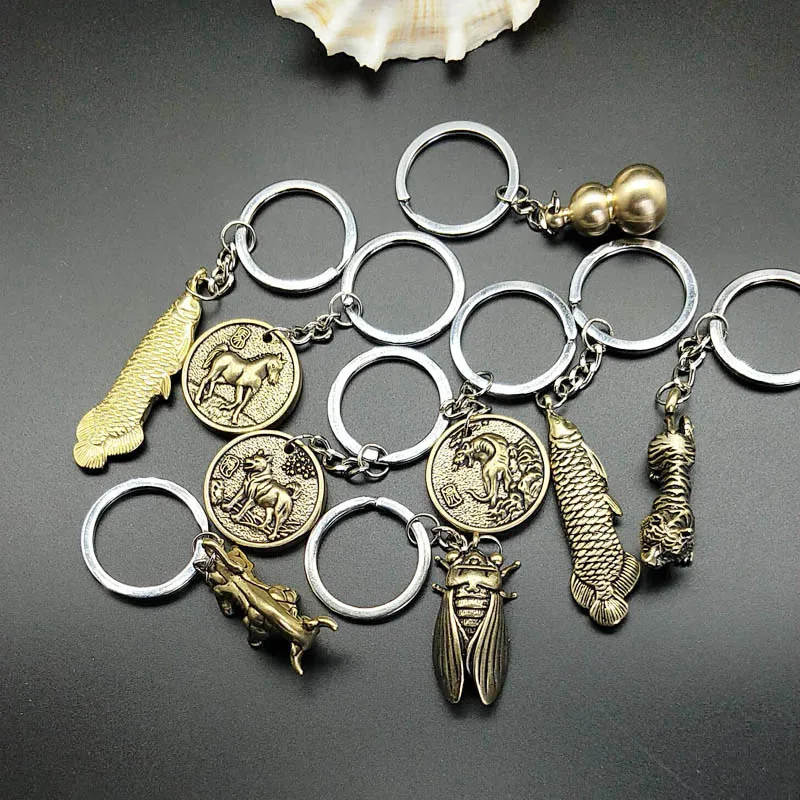 Real Copper 3D Animal Key Chain High Quality Simulation Arowana Cicada Tiger Bull Brass Car Key Ring Party New Gift Keychain