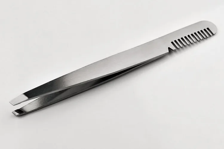 Grzebień pęseta do brwi dla dziewczynki makijaż Forcep szczypce ze stali nierdzewnej brwi gwintowanie klips do rzęs do portfela na oczy przybory kosmetyczne