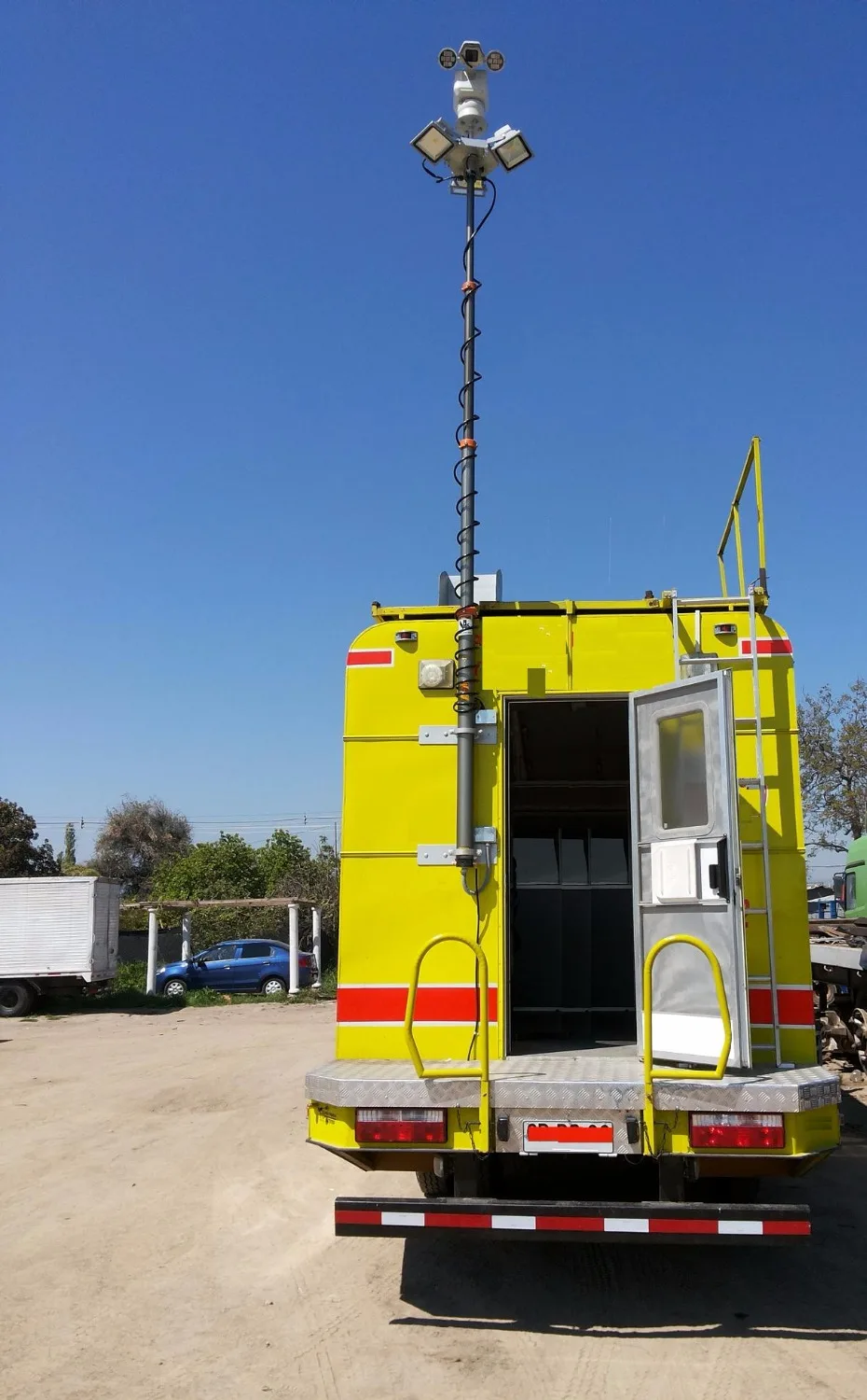 6m Communication antenna wifi Tower,6m telescommunication wifi antenna mast,6m telescopic camera pole