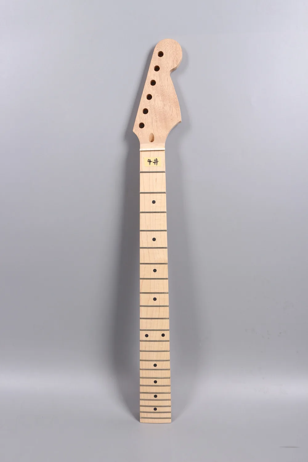 

Electric guitar neck Maple and maple wood Fretboard 22 fret 25.5" nut width 43mm heel 55-56mm 004#