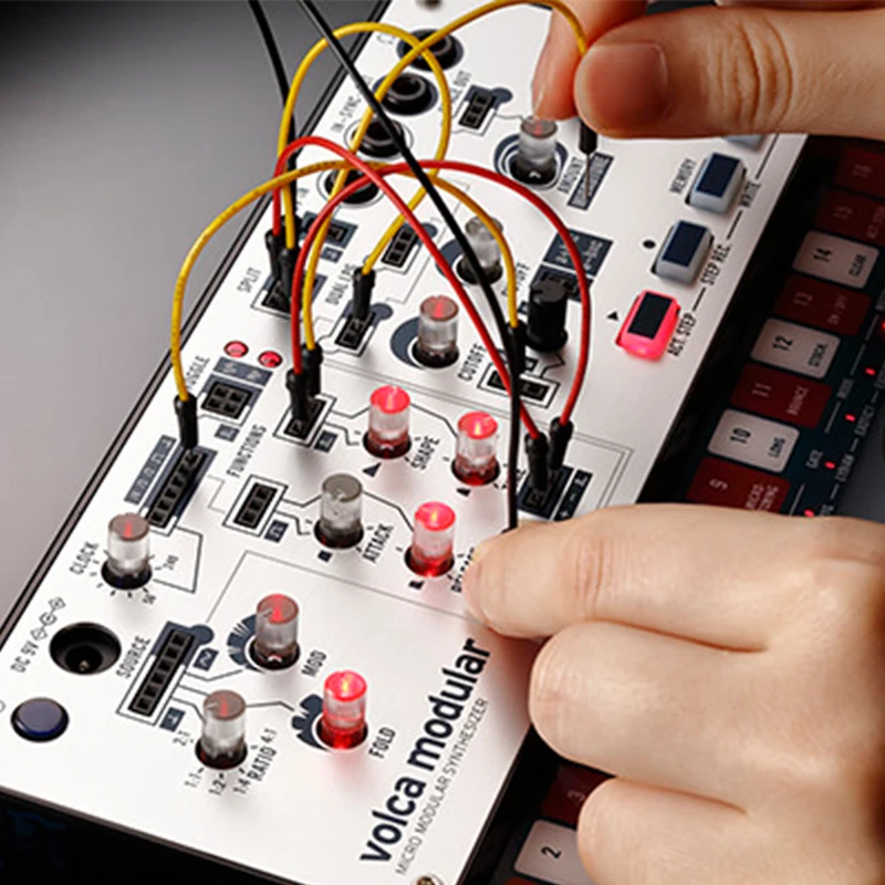 Korg Volca modularmicro modular synthesizer Machine Electribe Geinspireerd Sequencer voor de Ultieme Bass Lijnen