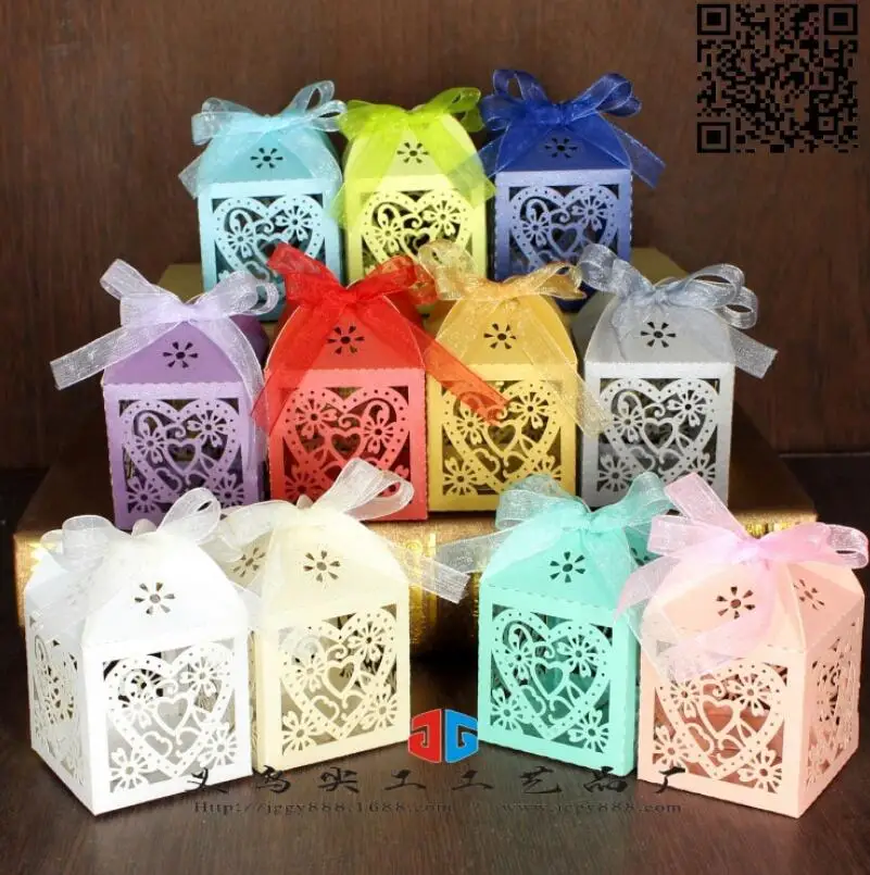 Wedding Party Candy Boxes Love Heart Hollow Carriage Baby Shower Favors Box Holders With Ribbon LX6706