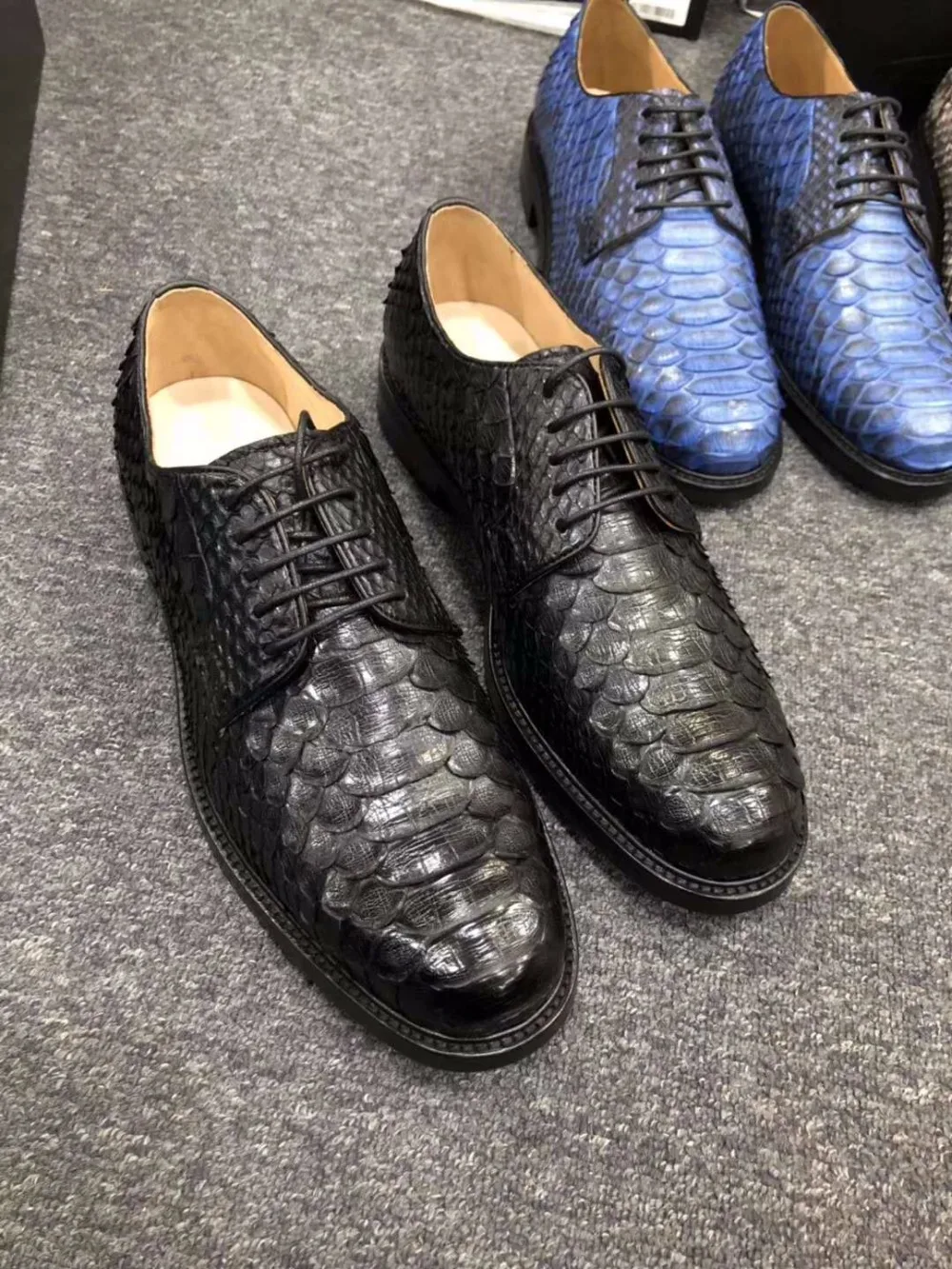 2018 100% Genuine real genuine python skin men shoe luxury quality lace up black color snake skin leather men business shoe