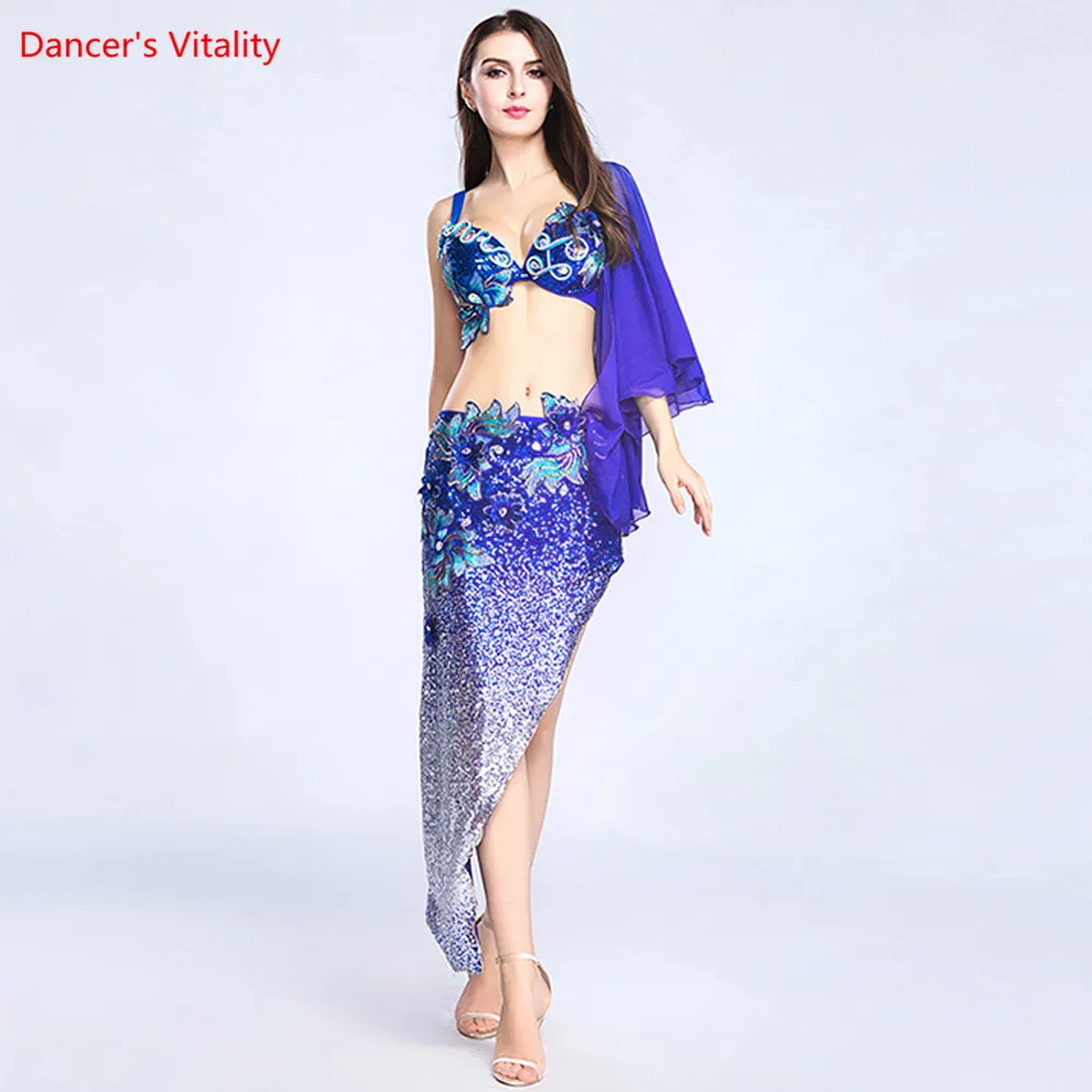 The New 2pcs. Luxurious Costume Women\'s Dancer Stage Show Wearing Bra +Triangle Dress Skirt Suit For Belly Dance Dance Wear