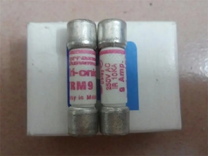 

TRM 9Tri-onic Ferraz France Roland 10X38 genuine fuse fuse 8A Mersen