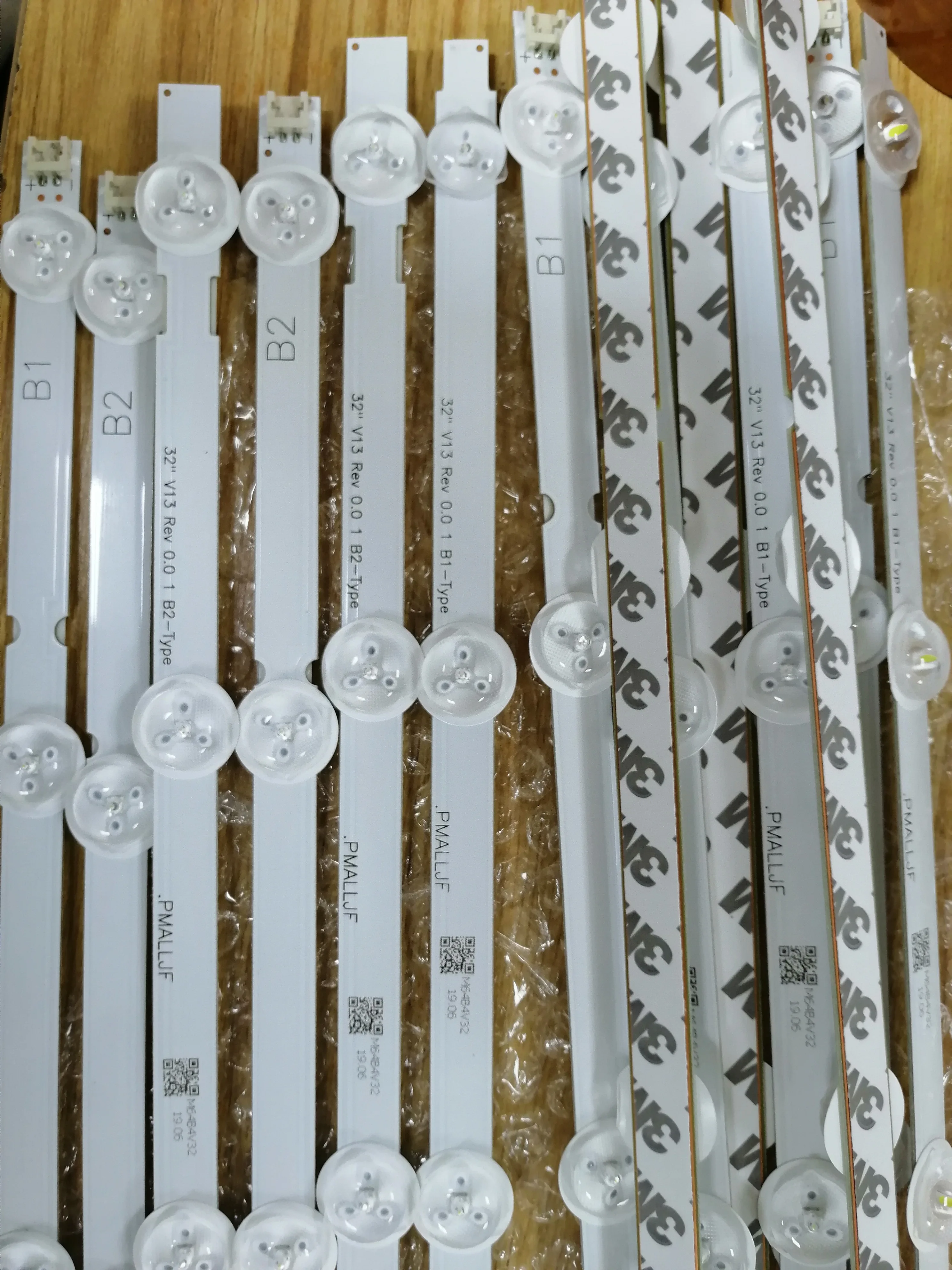 new original 32LN519C-CC 7+8 / 7 LED strip Circuits 6916L-1204A / 6916L-1426A / 6916L-1205A connect