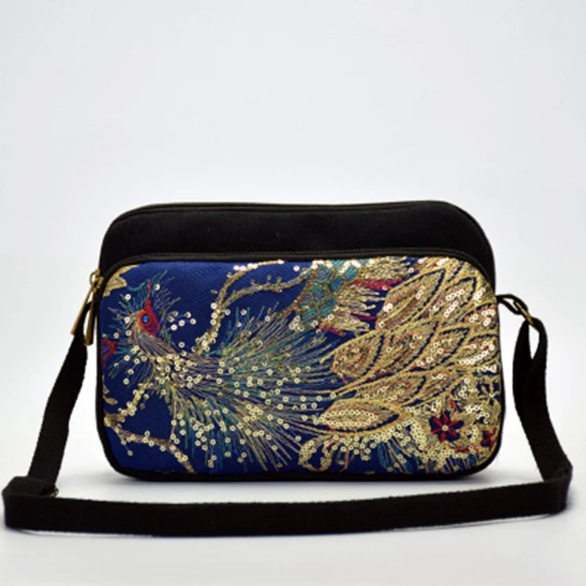 

2019 new national wind embroidered handbags peacock embroidery canvas three bags shoulder slung purse travel vacation leisure ba