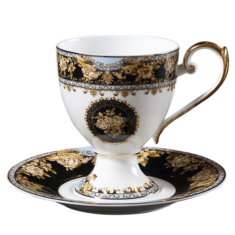 Stile europeo di lusso Phnom Penh Bone ChinaCoffee Cup British elegante tazza da tè pomeridiano Set tazza da caffè e piattino in ceramica