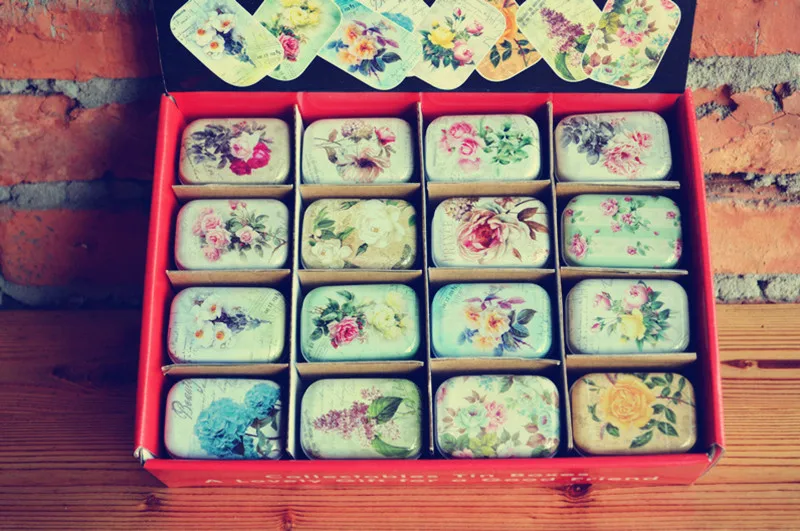 32pcs/box Mixed Flower Printing Mini Pill Case Collectables mini Box Diy storage box square lipstick case small tin box