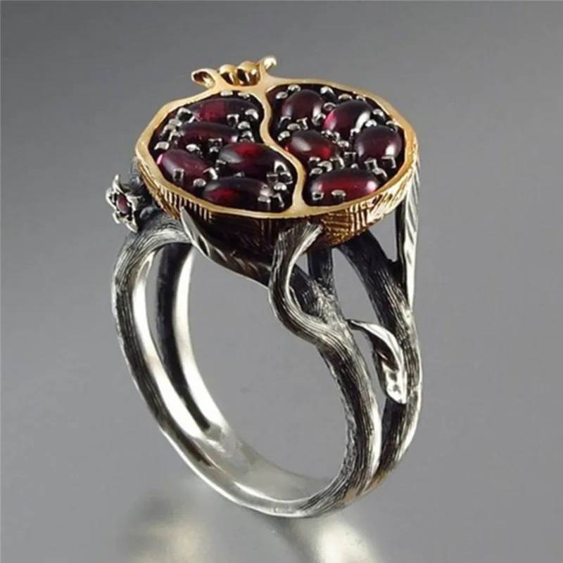 Vintage Round Gold Natural Red Garnet Ring Crystal Rhinestone Stone Leaf bague Pomegranate Jewelry Statement Rings for Women