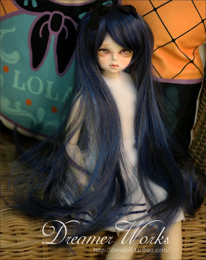 

1/4 1/3 scale BJD wig long hair for BJD/SD doll accessories,Not included doll,shoes,clothes and other accessories 18D1348