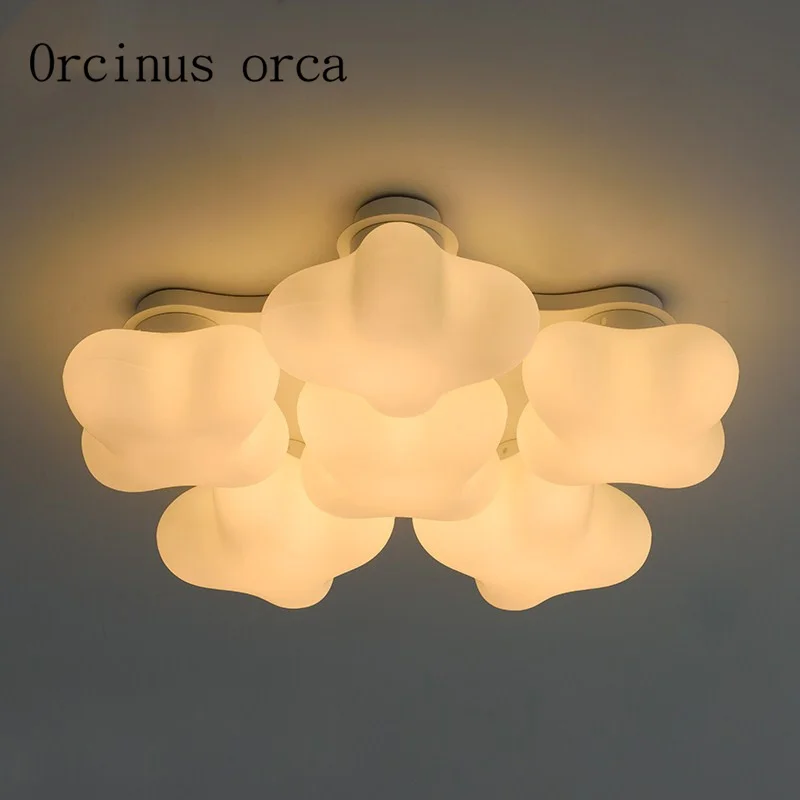 The Nordic minimalist led ceiling lamps of children's room warm room light romantic master bedroom clover living room lights